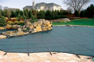 The Benefits of Installing In-Ground Pool Covers 3