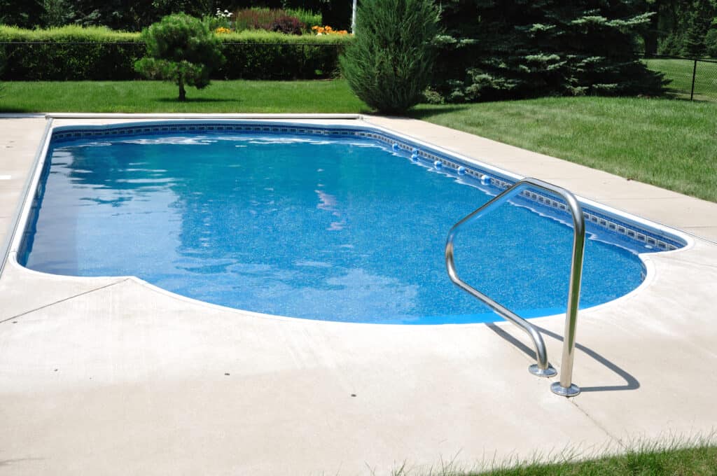 From Drab to Fab: Transforming Long Island Outdoor Spaces with Pool Installations 1